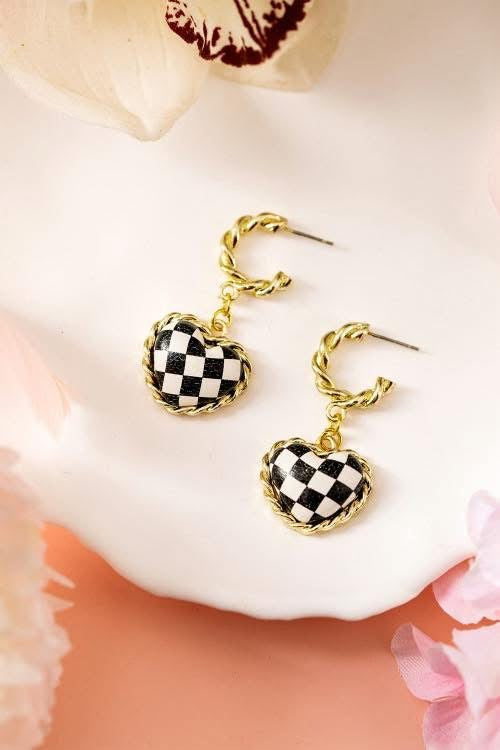 Checkered gold plated earrings