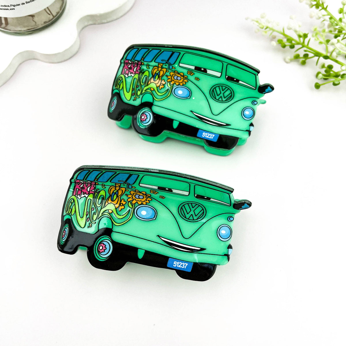 Floral Cartoon Bus Acrylic Hair Claw Clip ā Green