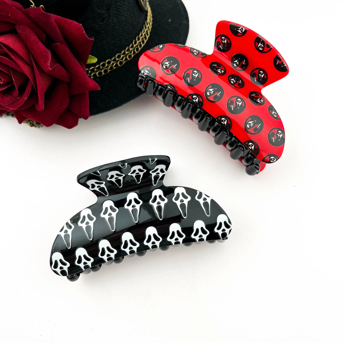 💀 Halloween Skull Acrylic Claw Clip – Spooky Hair Accessory
