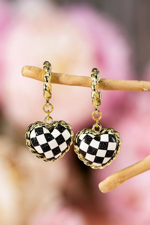 Checkered gold plated earrings